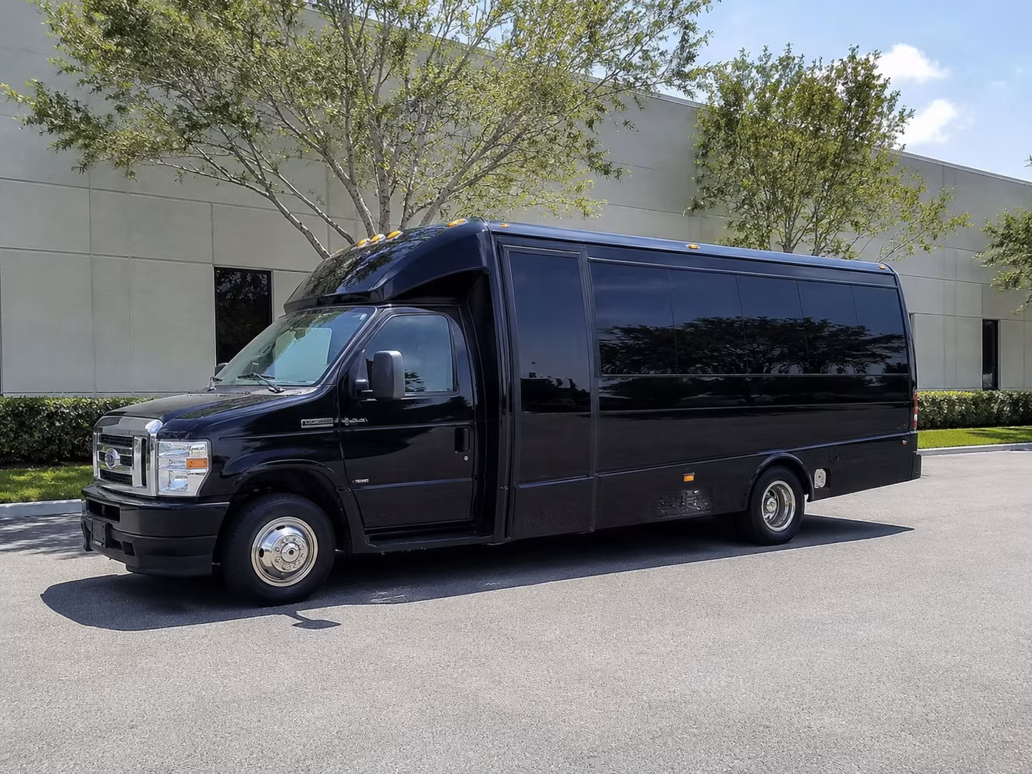 rent a field trip bus to garden grove museums and science centers