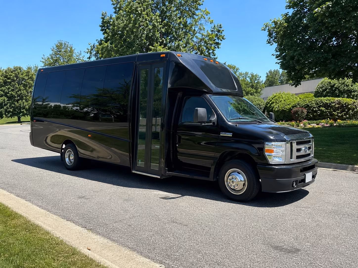 rent a garden grove prom party bus or charter bus today